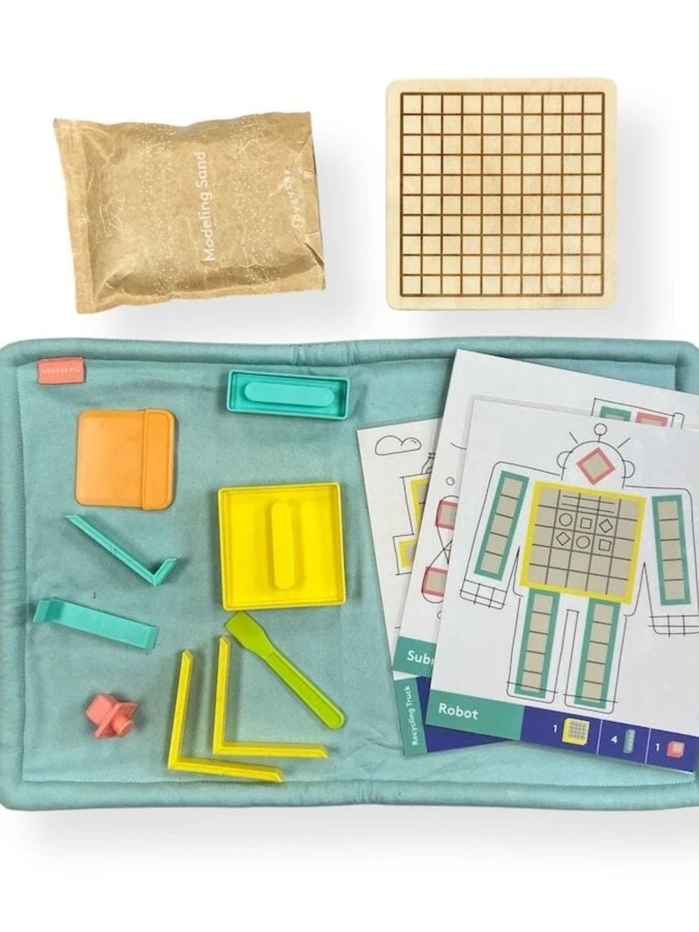 EUC Lovevery Modeling Sand, Mat, Unit Blocks, & Cards